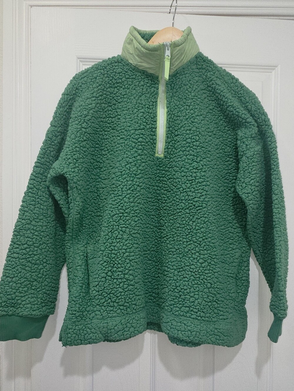 AERIE Cozy Green Sherpa Half-Zip Jacket for Women, S/P